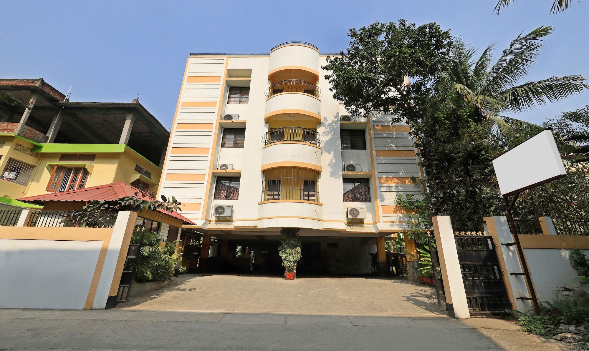 Treebo Umal Homestay Ganeshguri Guwahati Eksteriør billede